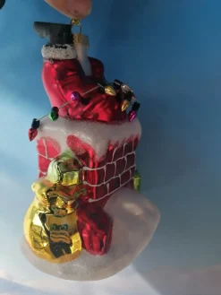 Accident dans la cheminée – suspension Père Noel