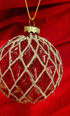 Boule de Noel rouge à facettes