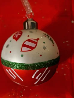 Boule rouge et blanche