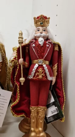 Casse noisette en résine rouge