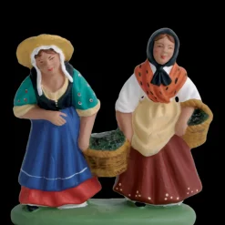 Couple porteuses d&rsquo;olives