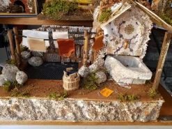 Crèche avec fontaine à eau