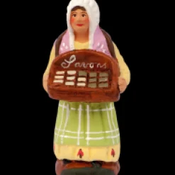 Femme aux savons de Marseille